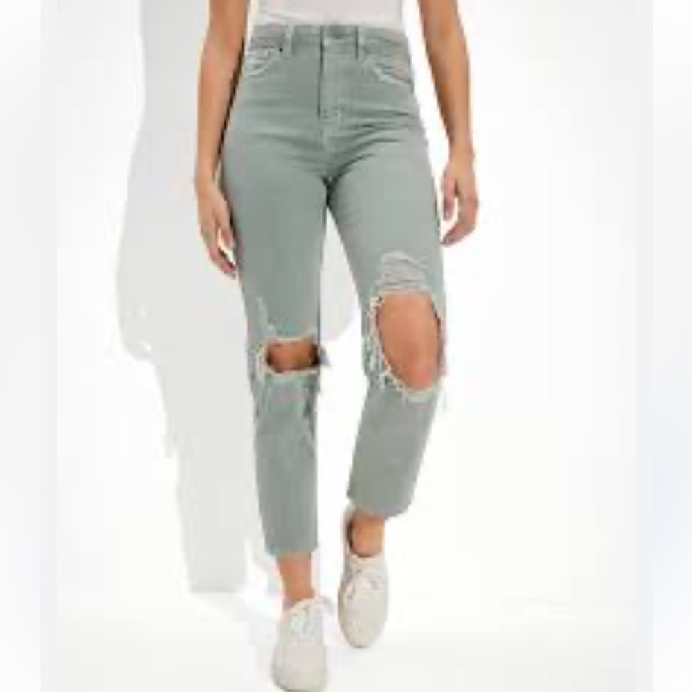 American Eagle High Rise Mom Distressed Ripped Mom Jeans in Sage Green, 00 Reg